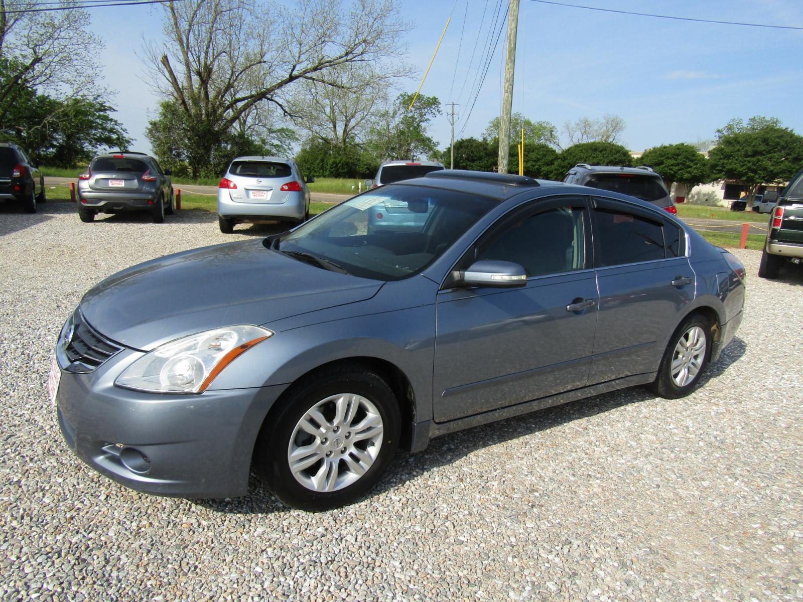 2012 Blue Nissan Altima (1N4AL2APXCC) , Automatic transmission, located at 15016 S Hwy 231, Midland City, AL, 36350, (334) 983-3001, 31.306210, -85.495277 - Photo #2